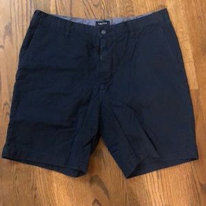 Men’s Nautical flat front deck shorts. Navy size 36.